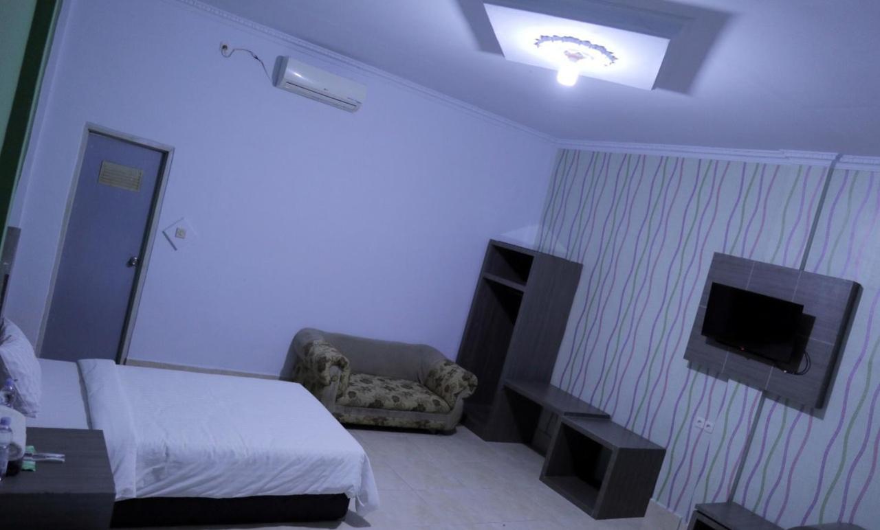 Reddoorz @ Pasangkayu Mamuju Utara Hotel Luaran gambar